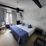 Rainha Santa Isabel - History 3*