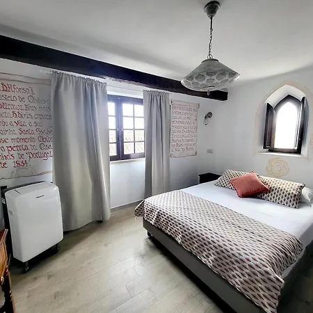 Rainha Santa Isabel - History فندق 3*