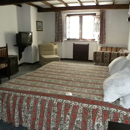 Hotel Rainha Santa Isabel - History Óbidos