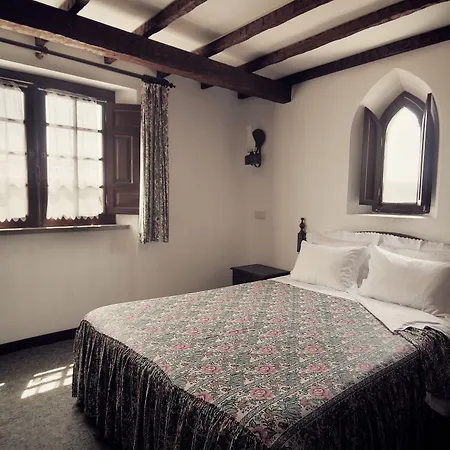 فندق Rainha Santa Isabel - History 3*