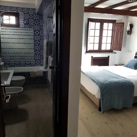 Rainha Santa Isabel - History Hotel Óbidos