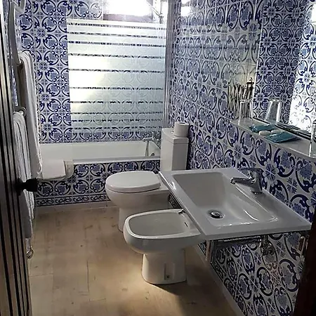 מלון Rainha Santa Isabel - History אובידוס