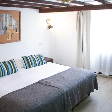 Hotel Rainha Santa Isabel - History