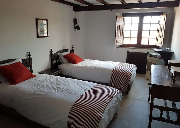 Rainha Santa Isabel - History 호텔