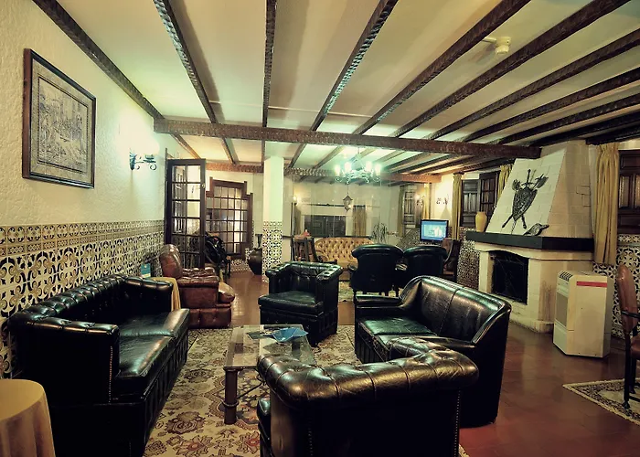 Rainha Santa Isabel - History 3*