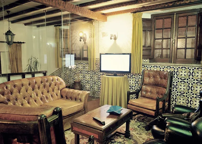 호텔 Rainha Santa Isabel - History